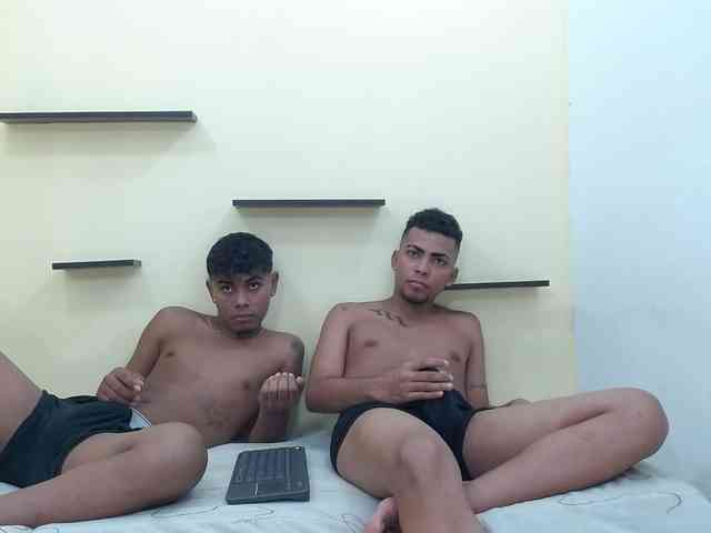 patrickvsnoah69 Sex Cam Show