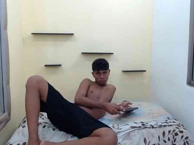patrickvsnoah69 Sex Cam Show