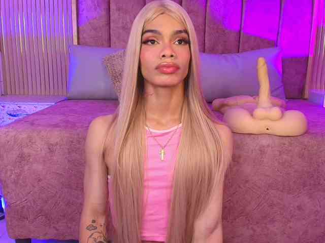 karinaadoll Sex Cam Show