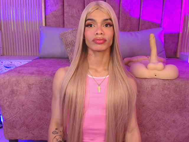 karinaadoll Sex Cam Show