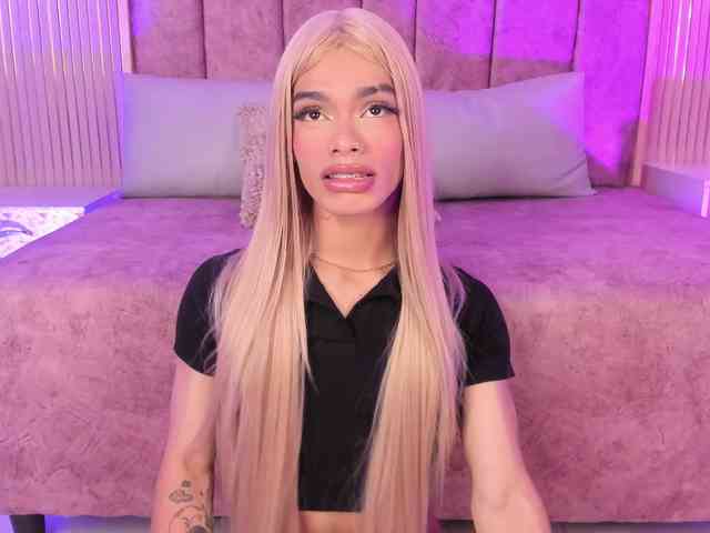 karinaadoll Sex Cam Show