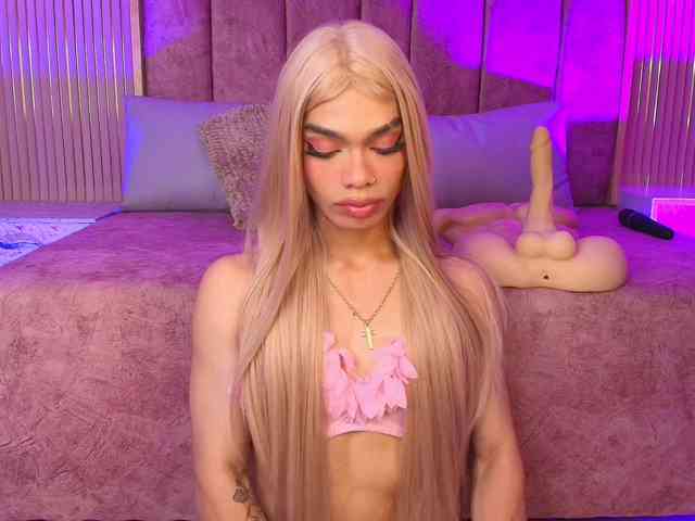 karinaadoll Sex Cam Show