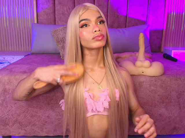 karinaadoll Sex Cam Show