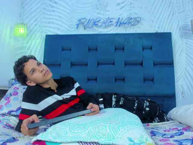 MidnightKing Sex Cam Show