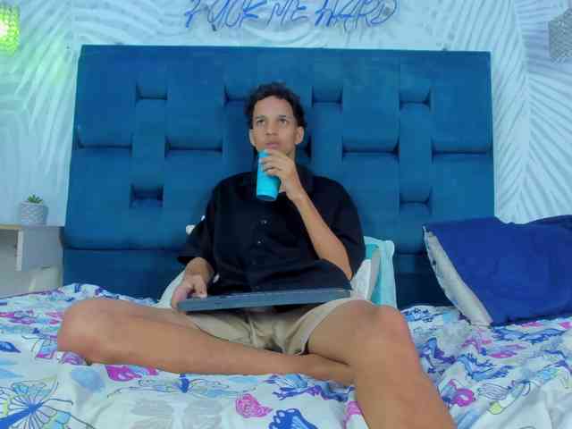 MidnightKing Sex Cam Show