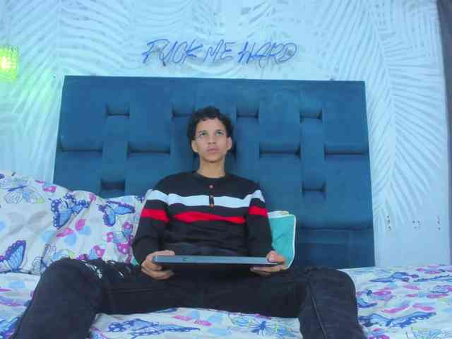 MidnightKing Sex Cam Show