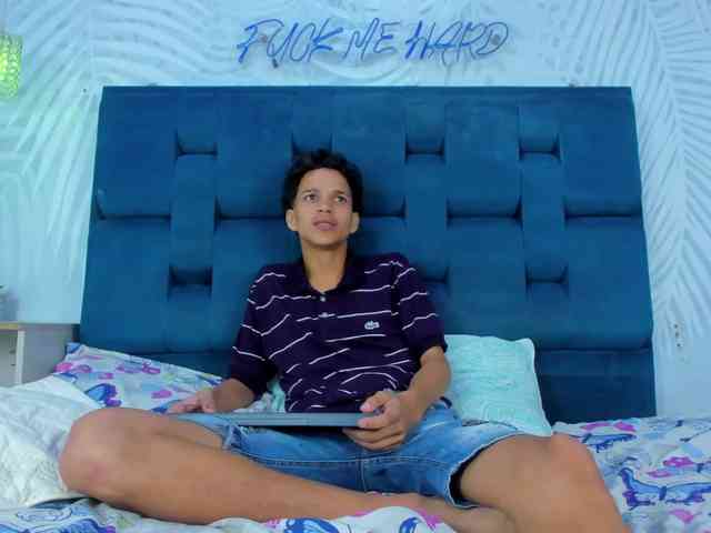 MidnightKing Sex Cam Show