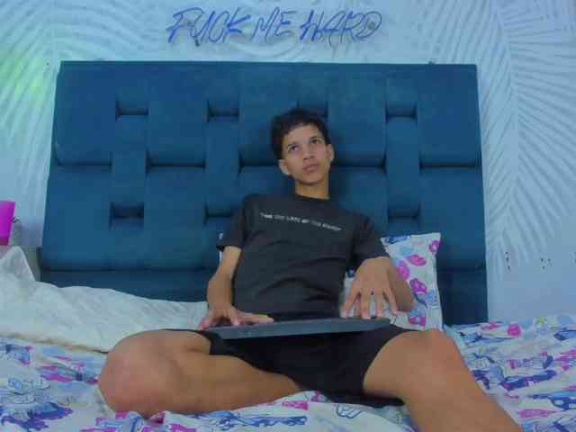 MidnightKing Sex Cam Show