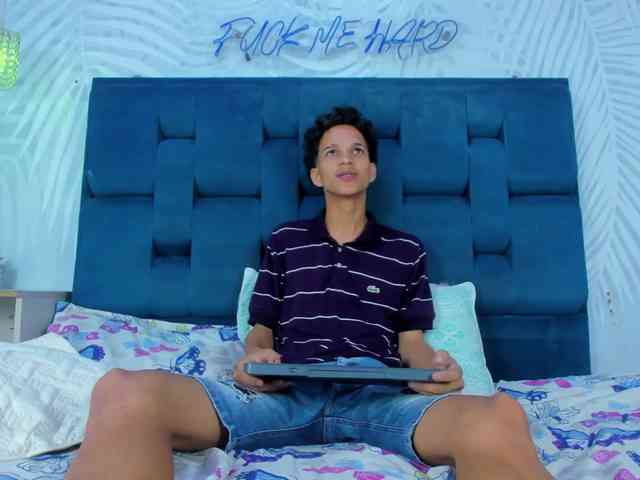 MidnightKing Sex Cam Show