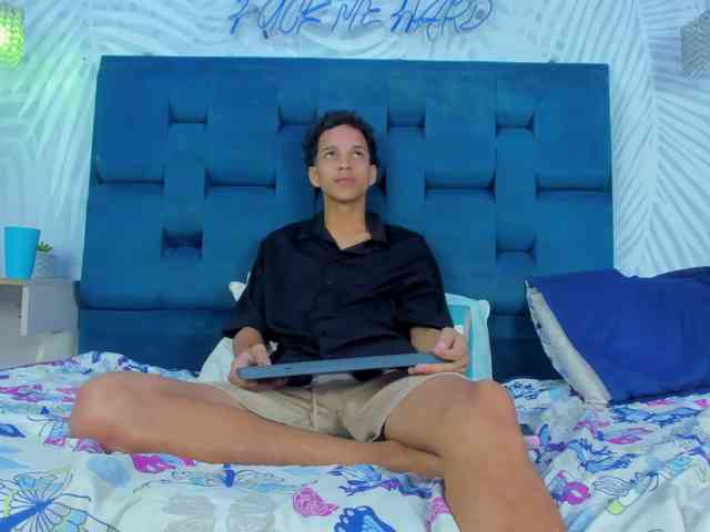 MidnightKing Sex Cam Show