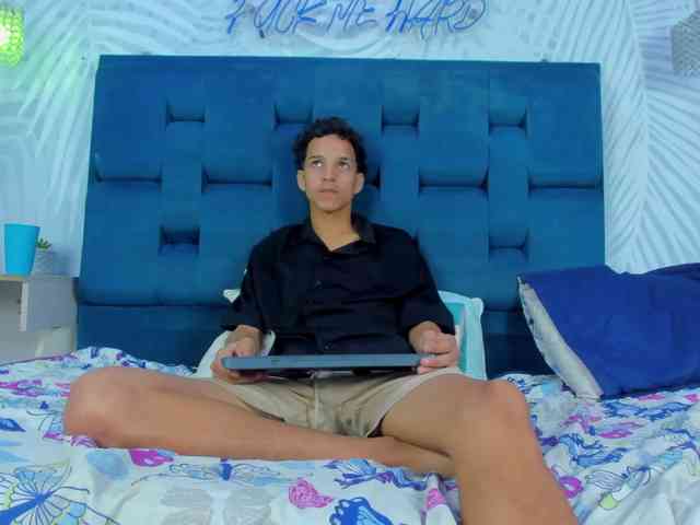 MidnightKing Sex Cam Show
