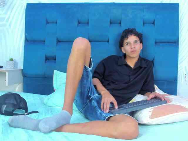 MidnightKing Live Webcam on BongaCams