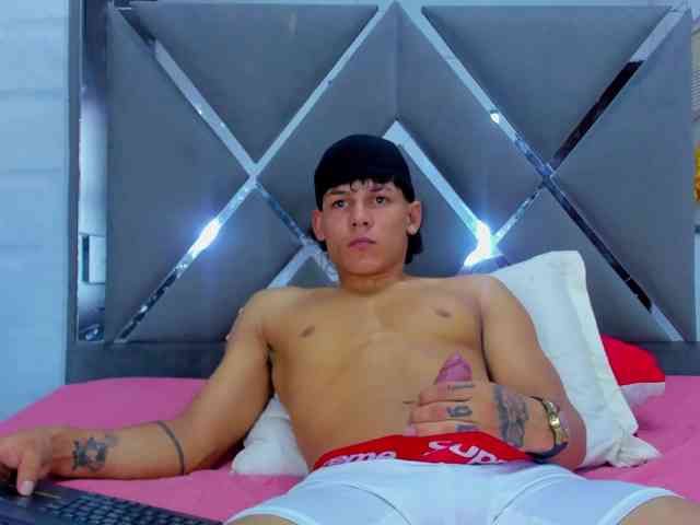 TemptKing Sex Cam Show