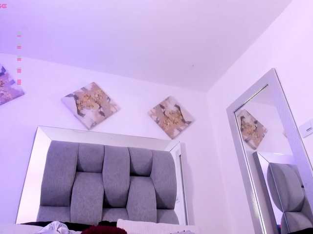 Sophiavegga live cam on BongaCams