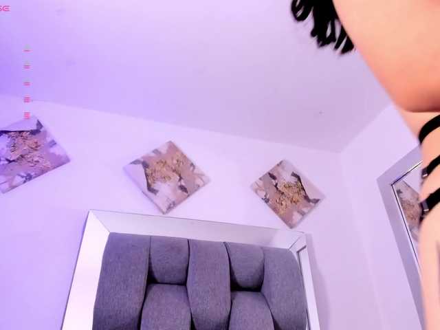 Sophiavegga live cam on BongaCams