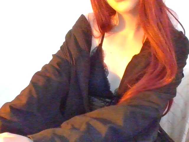 Adelishka live cam on BongaCams