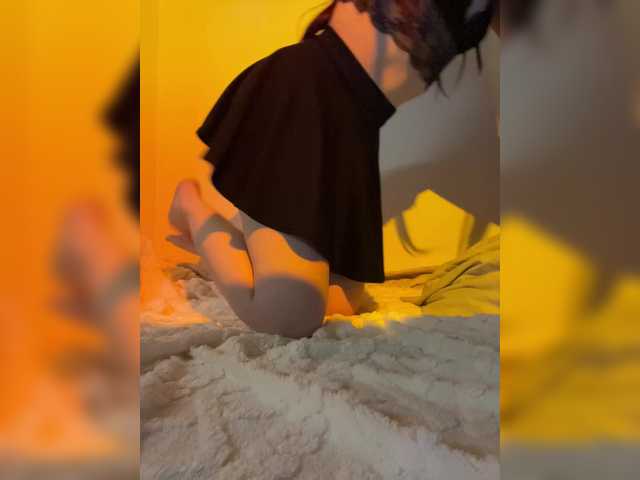 Adelishka live cam on BongaCams