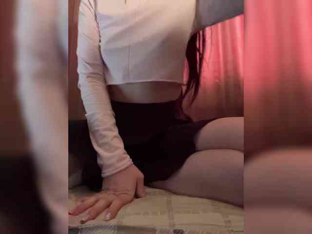 Adelishka Sex Cam Show