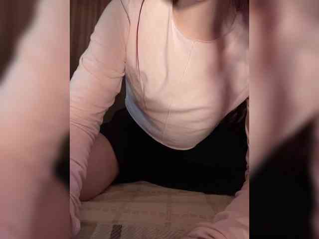 Adelishka Sex Cam Show
