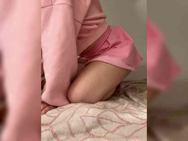 Adelishka Sex Cam Show