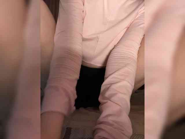 Adelishka Sex Cam Show