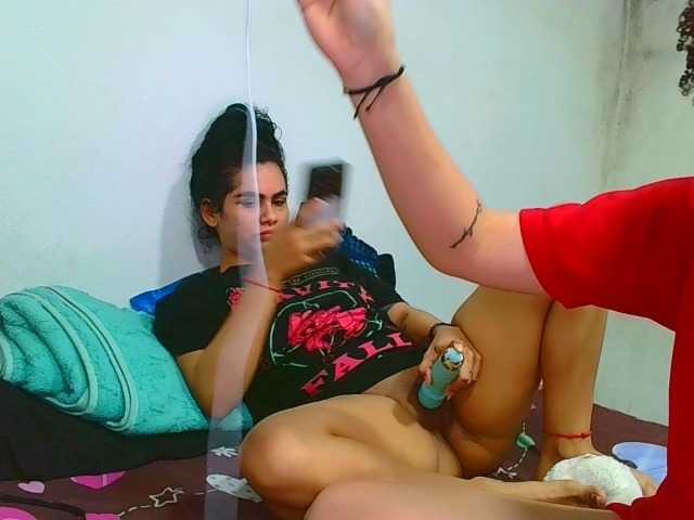 VaneyMia live cam on BongaCams