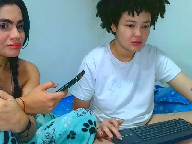VaneyMia live cam preview