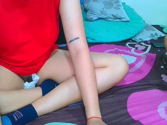 VaneyMia live cam on BongaCams