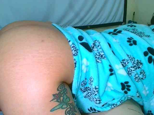 VaneyMia webcam
