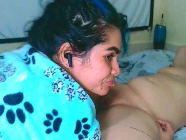 VaneyMia webcam