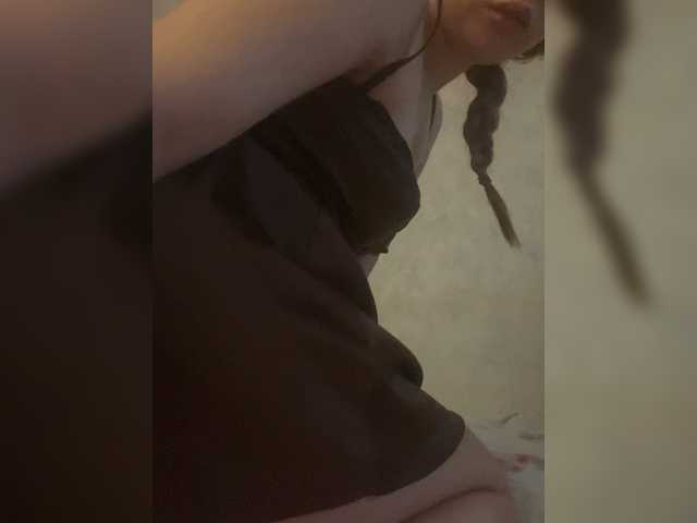 Meow18-1 live cam on BongaCams