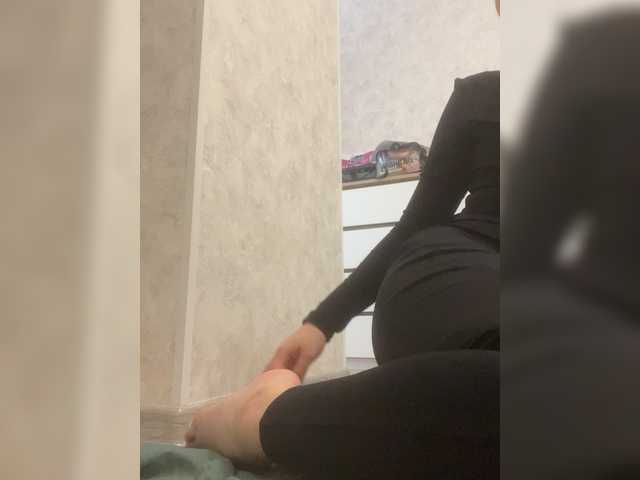 Meow18-1 live cam on BongaCams