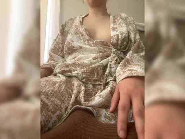 Meow18-1 Sex Cam Show