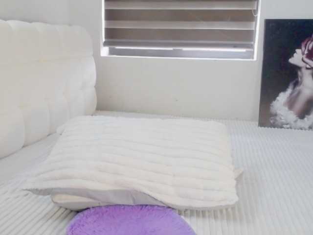 Alicce-silkyy live cam on BongaCams