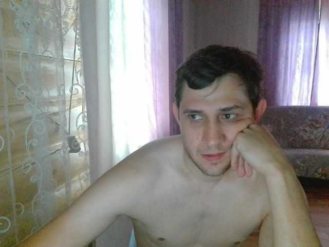 Mmm-119 — live male cam