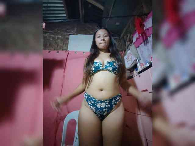 Aria_Moon webcam