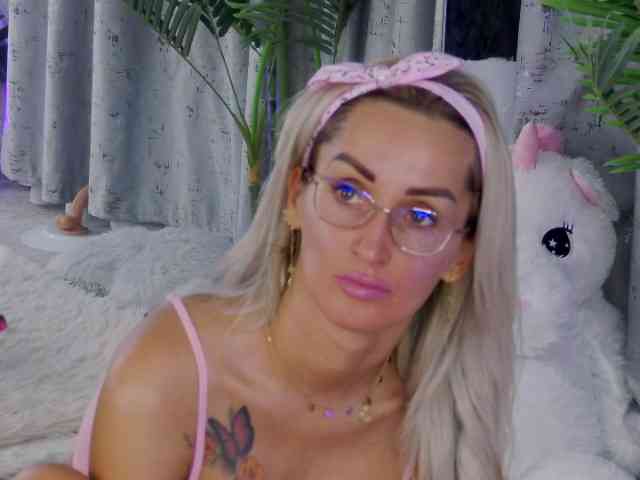 IsabellaEthan webcam