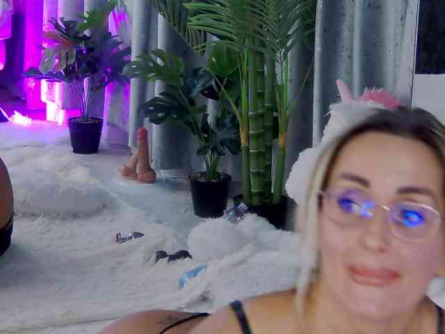 IsabellaEthan webcam