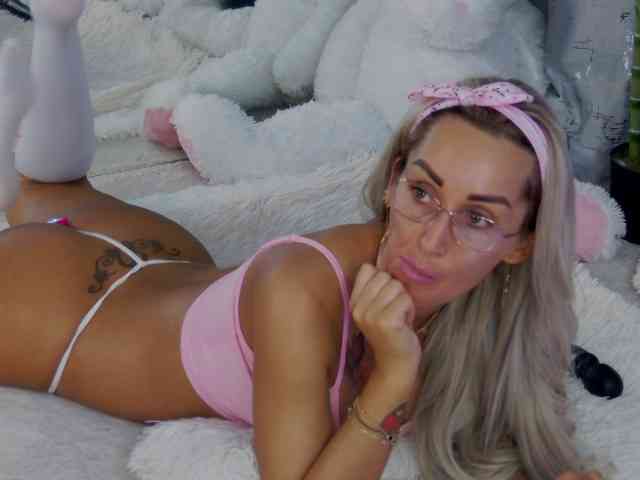 IsabellaEthan webcam