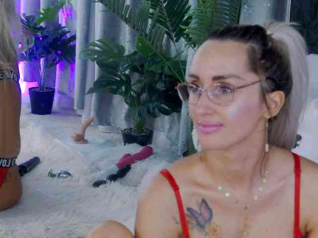IsabellaEthan webcam