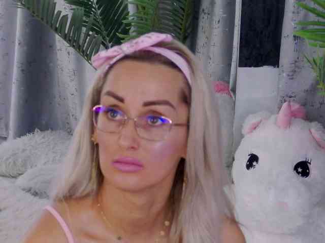 IsabellaEthan webcam