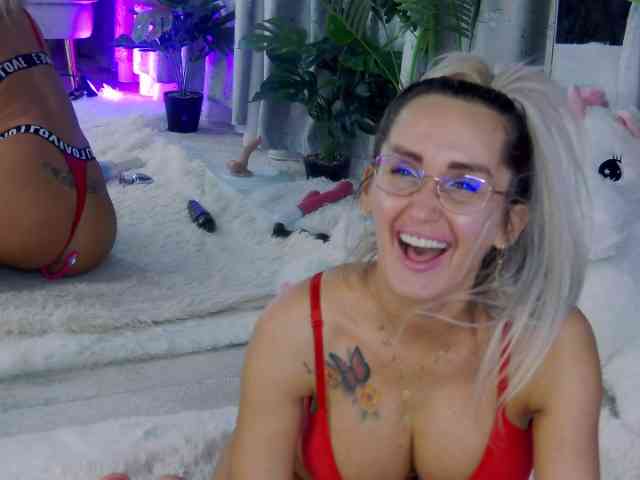 IsabellaEthan webcam