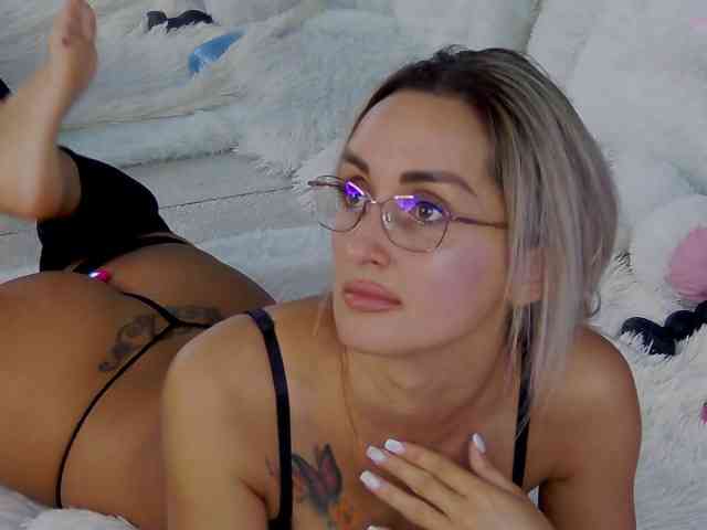 IsabellaEthan webcam