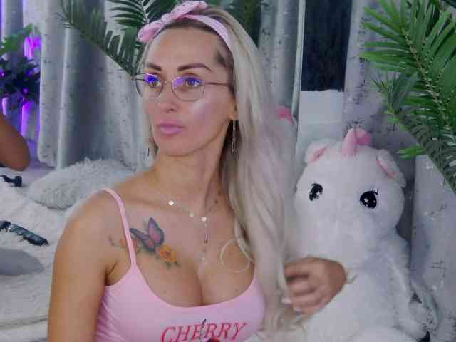 IsabellaEthan webcam