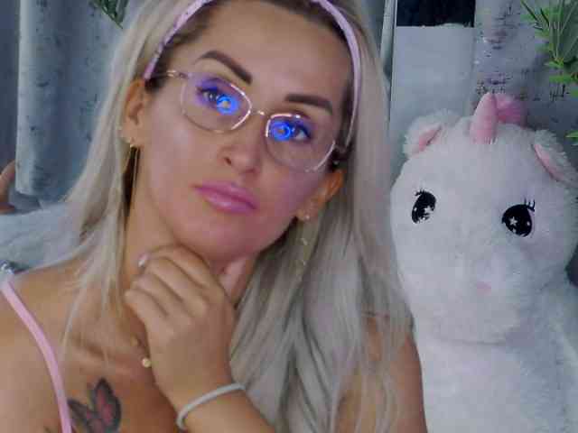 IsabellaEthan webcam