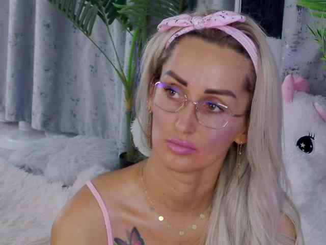 IsabellaEthan webcam