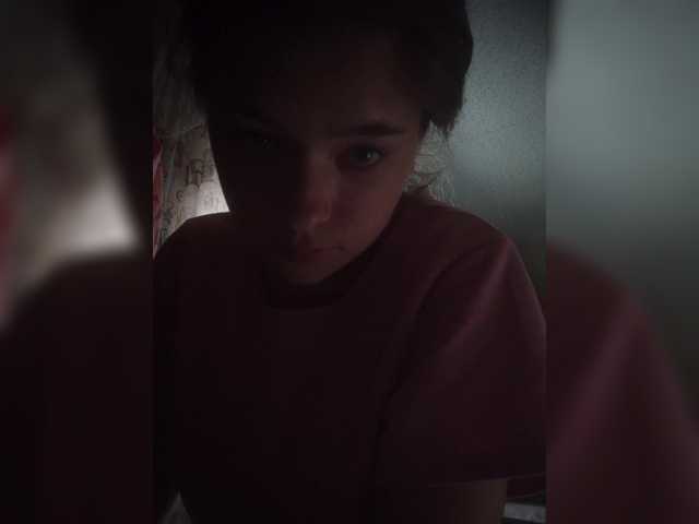 Mamamsi4 live cam on BongaCams
