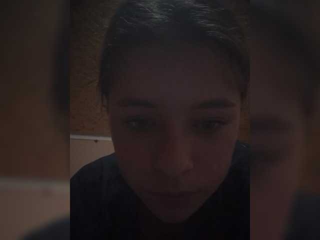 Mamamsi4 live cam on BongaCams