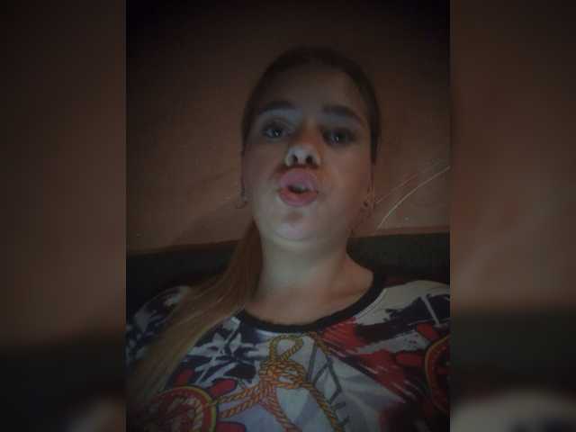 Mamamsi4 live webcam show