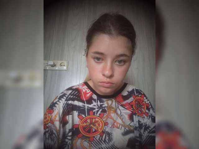 Mamamsi4 live cam on BongaCams